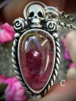 Memento Vivere Necklace