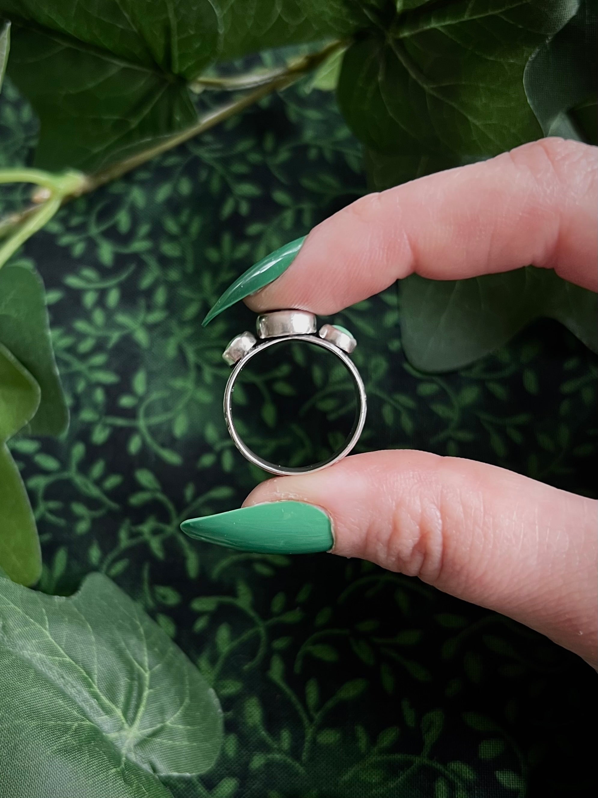 The Floret Ring; MTO