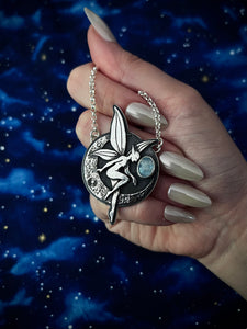 The Moon Guide Necklace