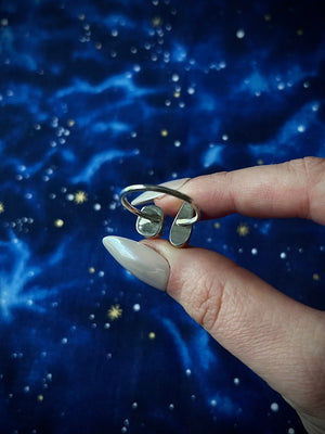 Size 8.5; Floater Ring