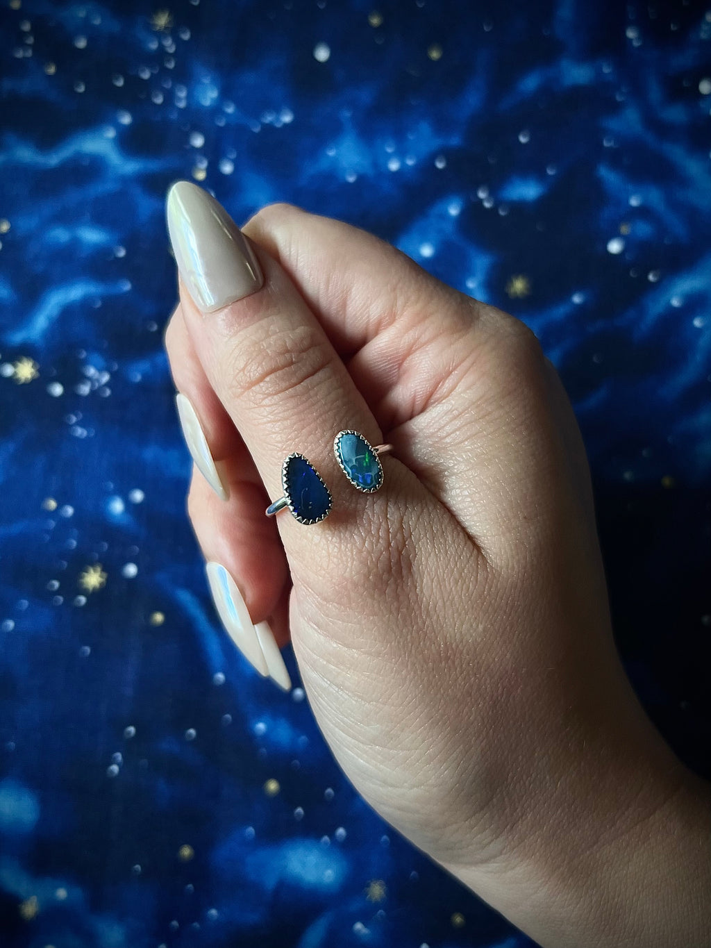 Size 9.5; Floater Ring
