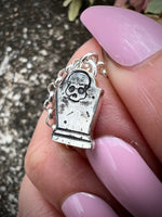 Burial Necklace
