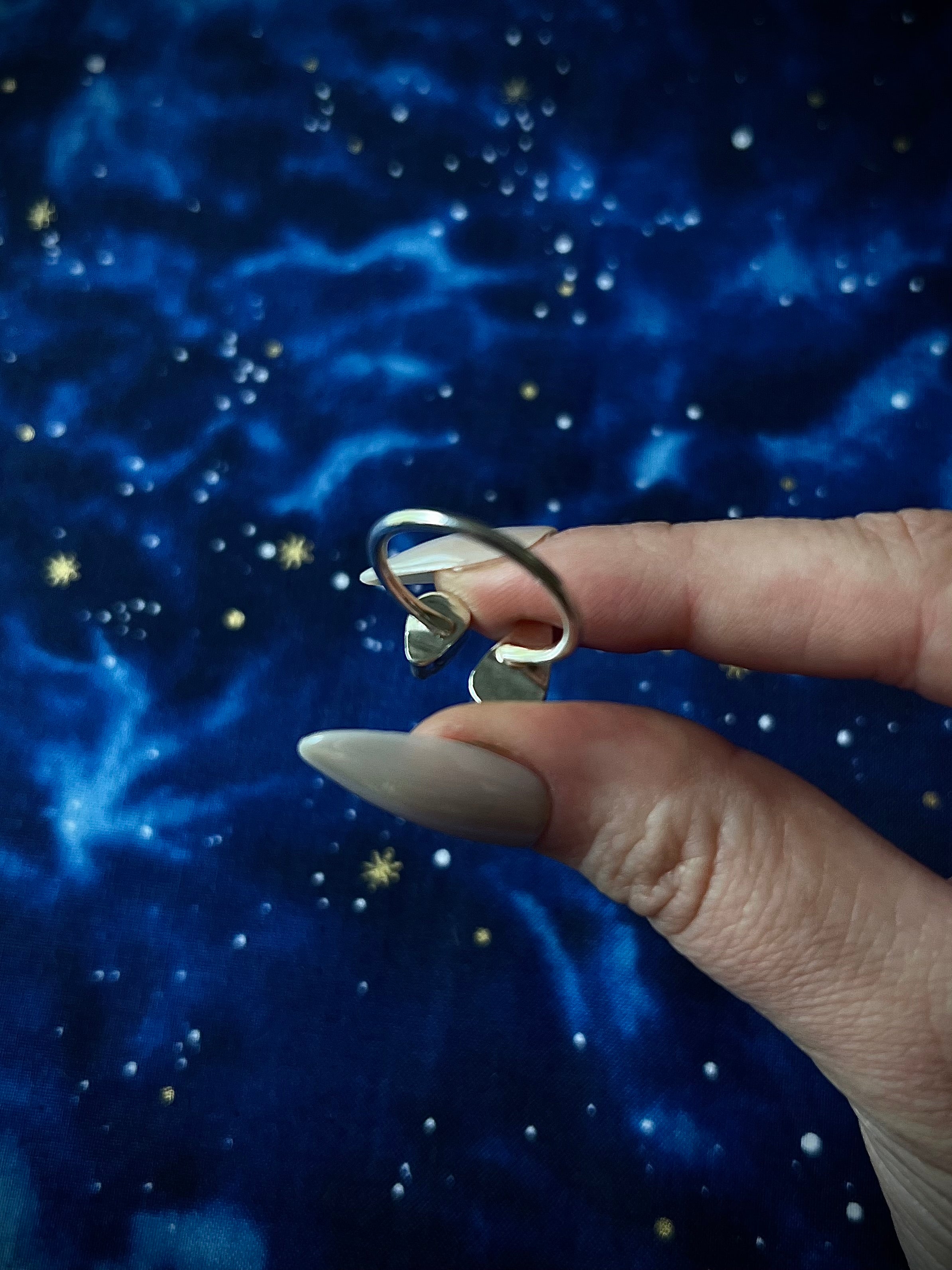 Size 7.5; Floater Ring