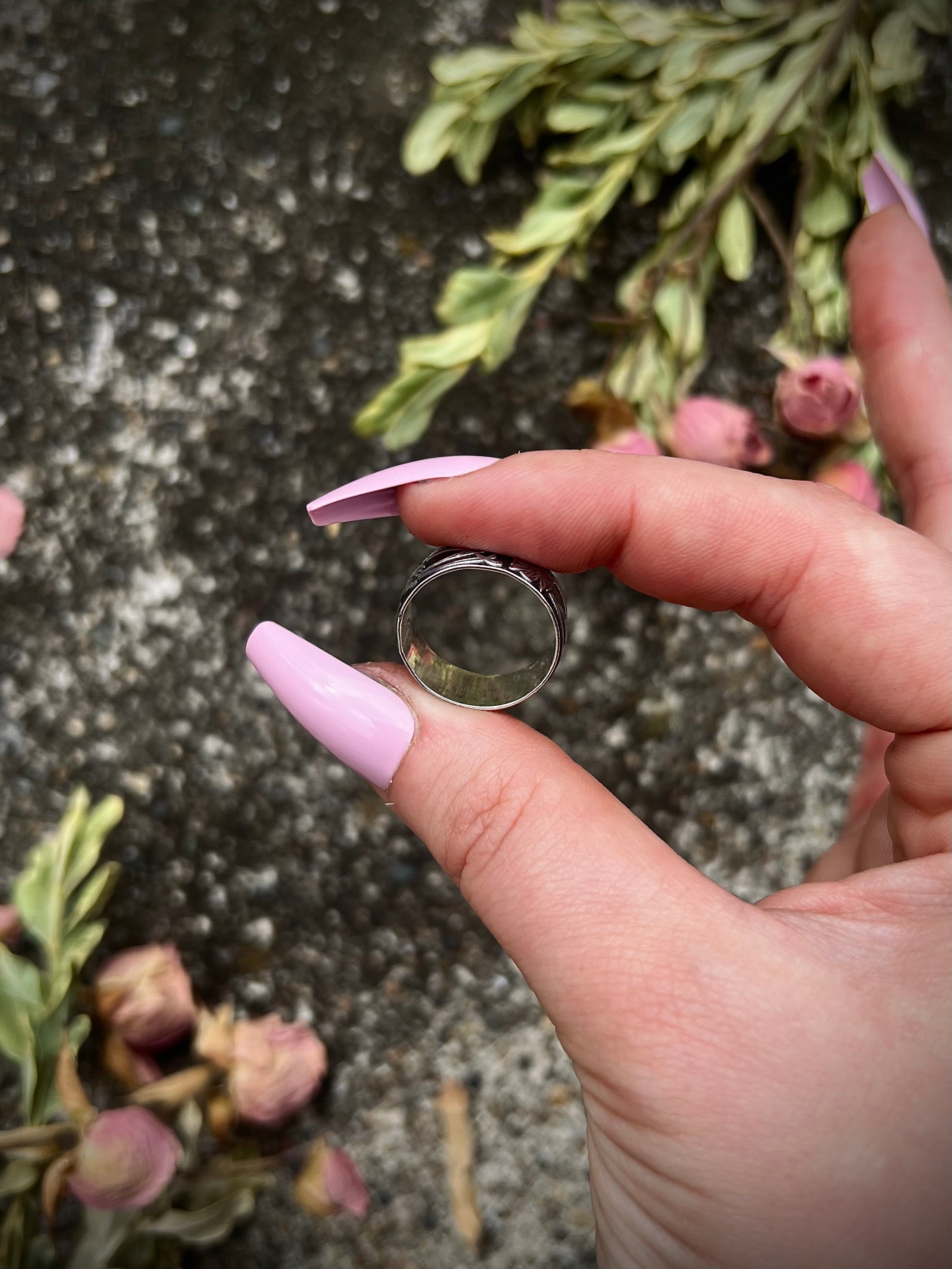 Hollyhocks Ring; MTO