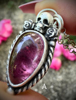 Memento Vivere Necklace