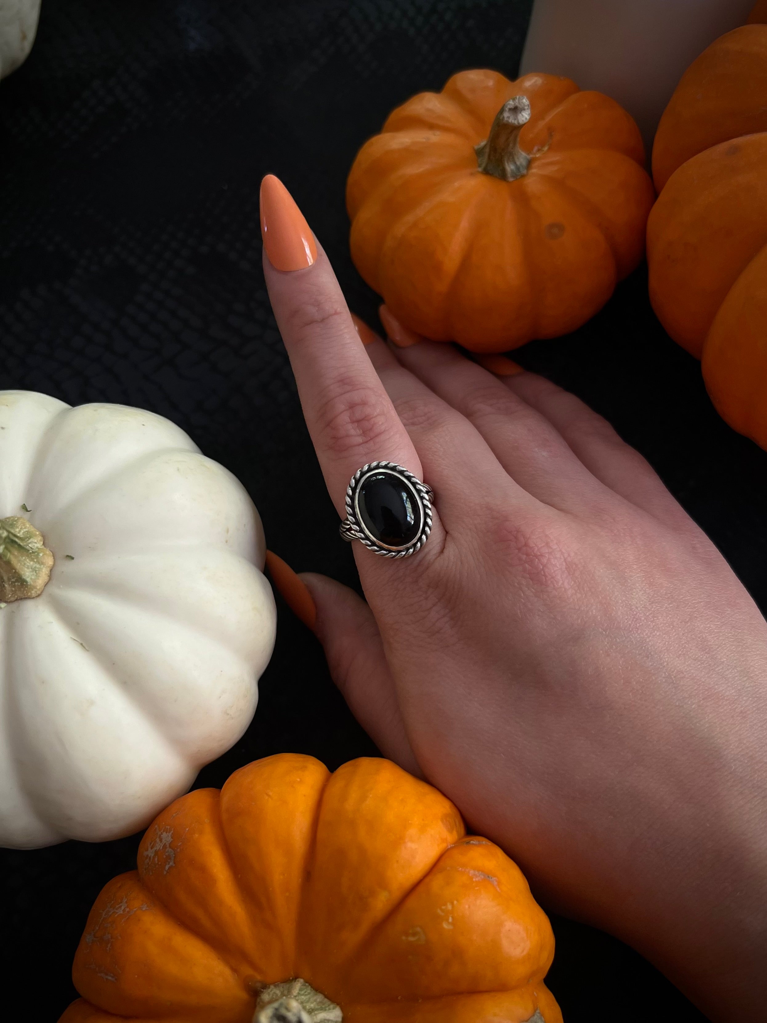 The October Ring; MTO