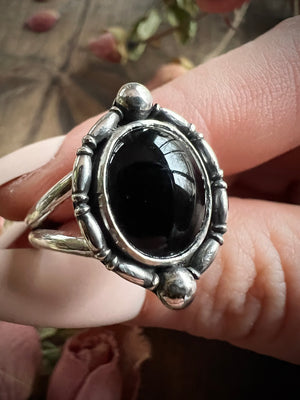 The Mother Shipton Ring; MTO