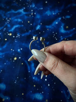 Size 8; Floater Ring