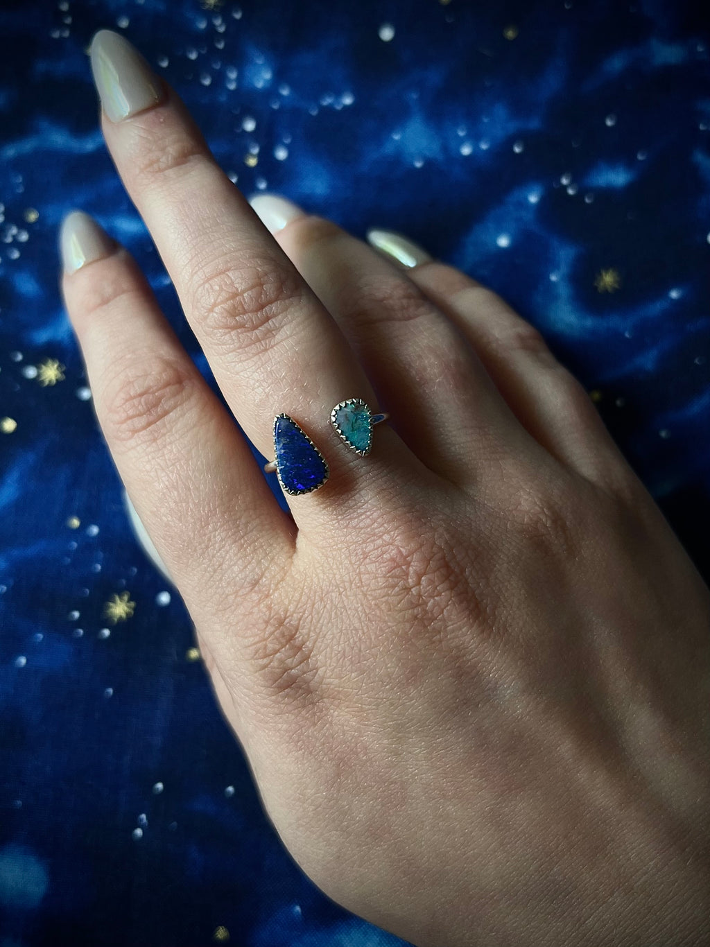 Size 7.5; Floater Ring