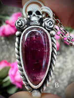 Memento Vivere Necklace