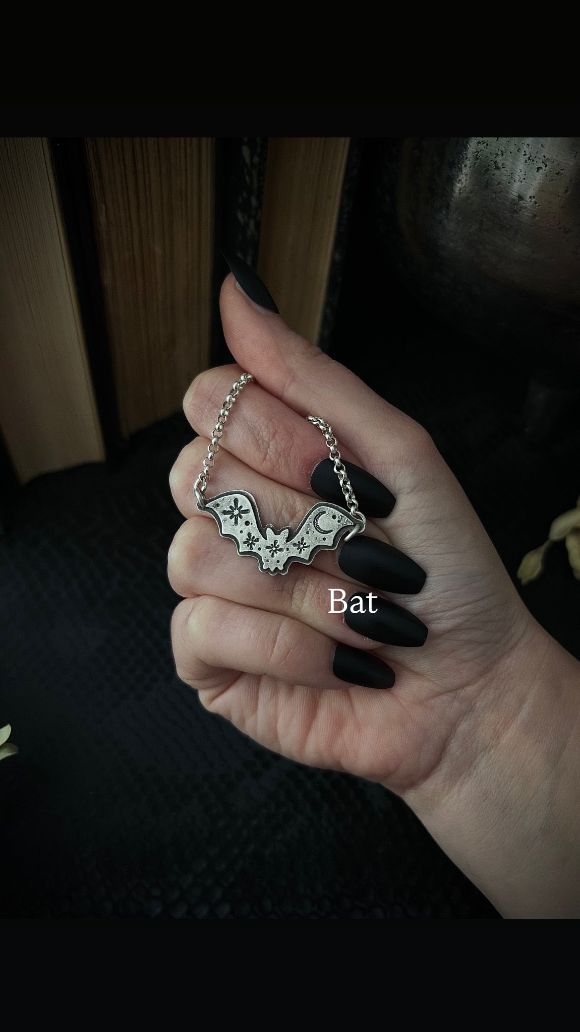 Choose Your Familiar Necklace; MTO