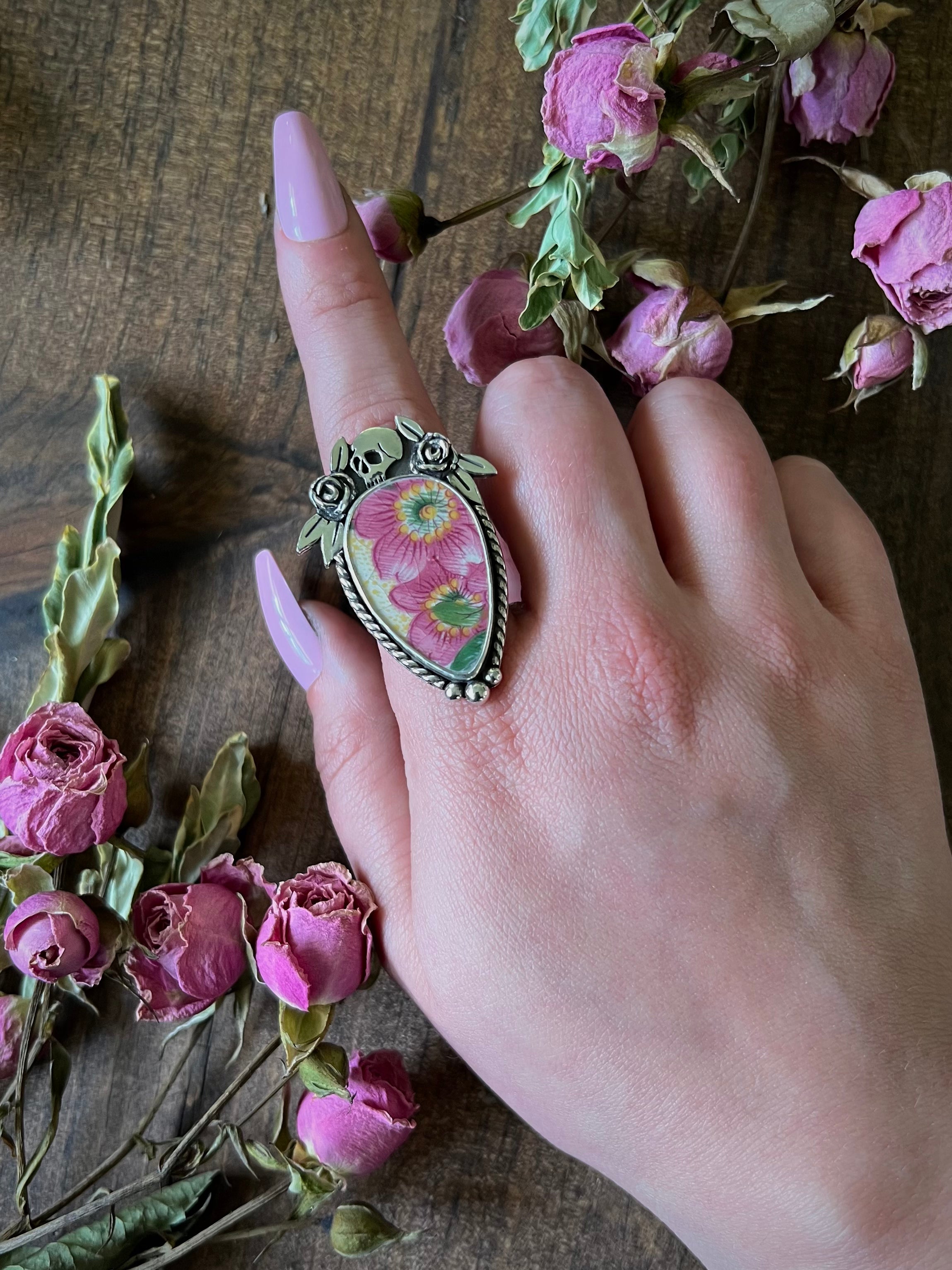 Size 9; Death and Tea Statement Ring